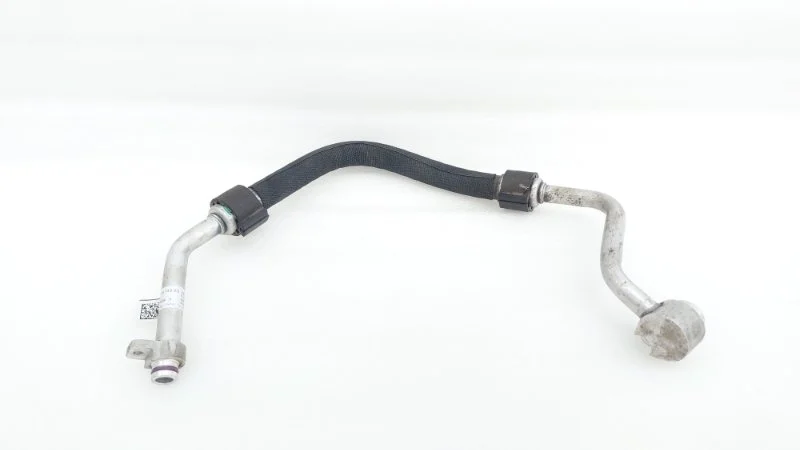 Трубка кондиционера Volkswagen Touareg 2021 CR7