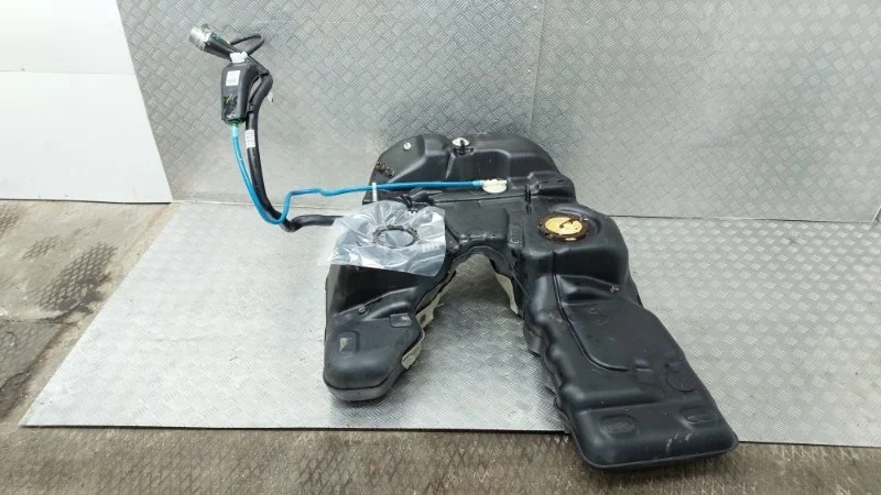 Бак топливный Volkswagen Touareg 2014 NF