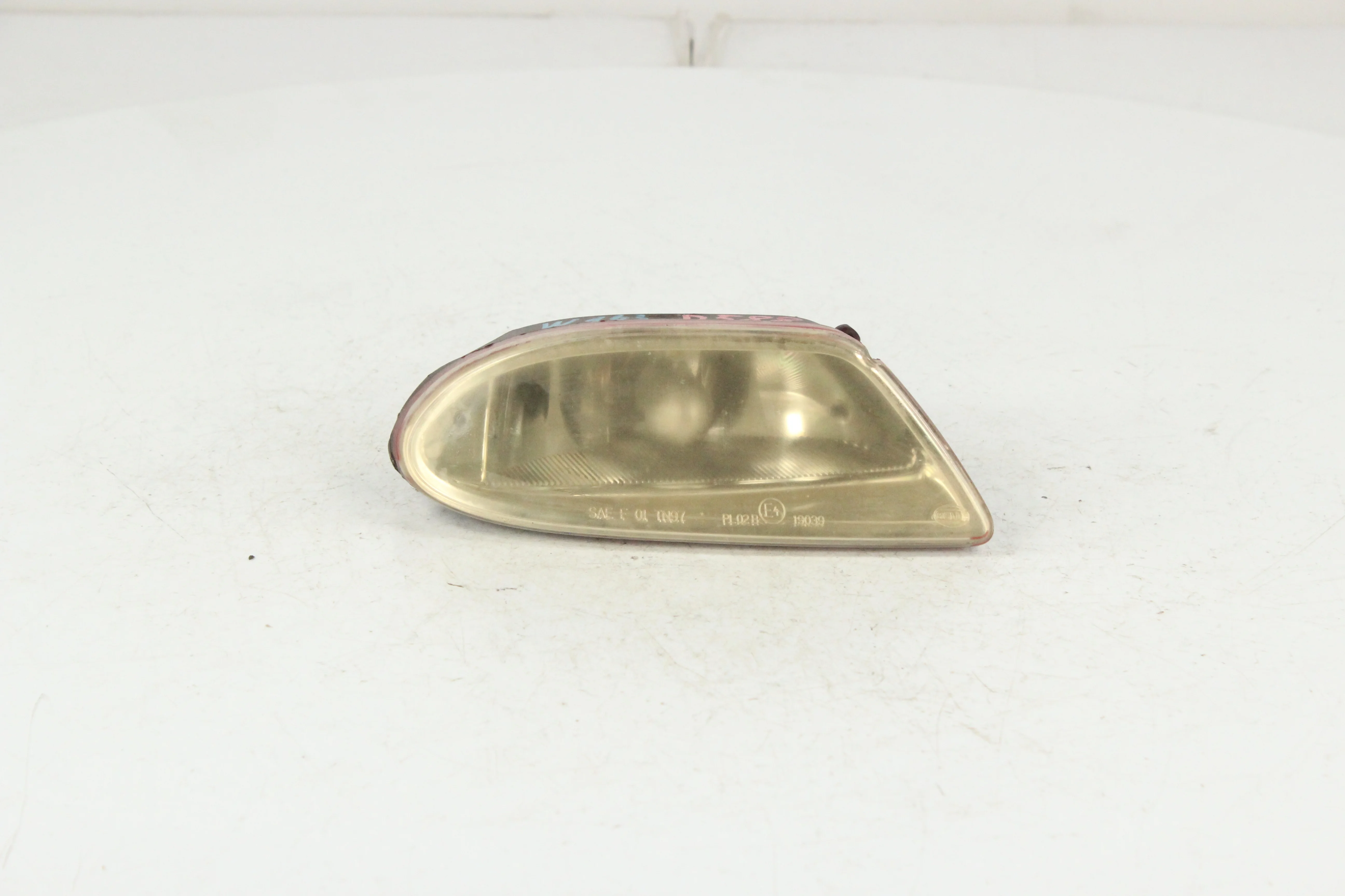 ТУМАНКА MERCEDES-BENZ ПРАВО A1638200428 D588