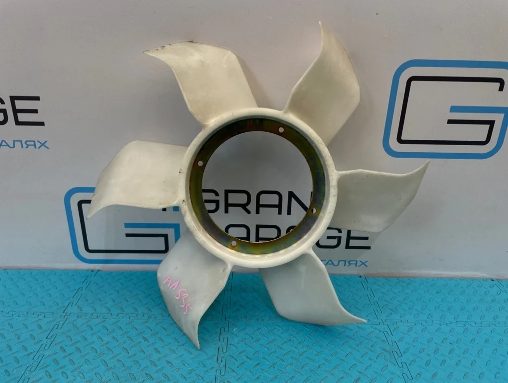 Крыльчатка вентилятора Mitsubishi Pajero 2004 MD356866 V73W 6G72 3.0