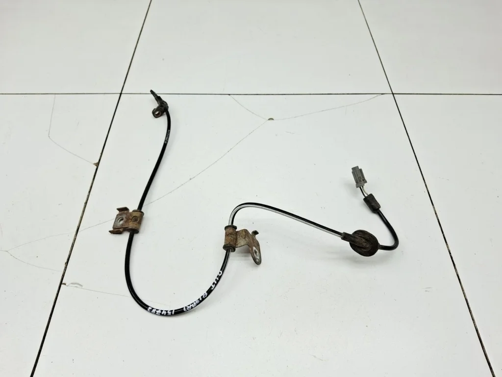 Датчик abs передний правый Subaru Outback B13, BP