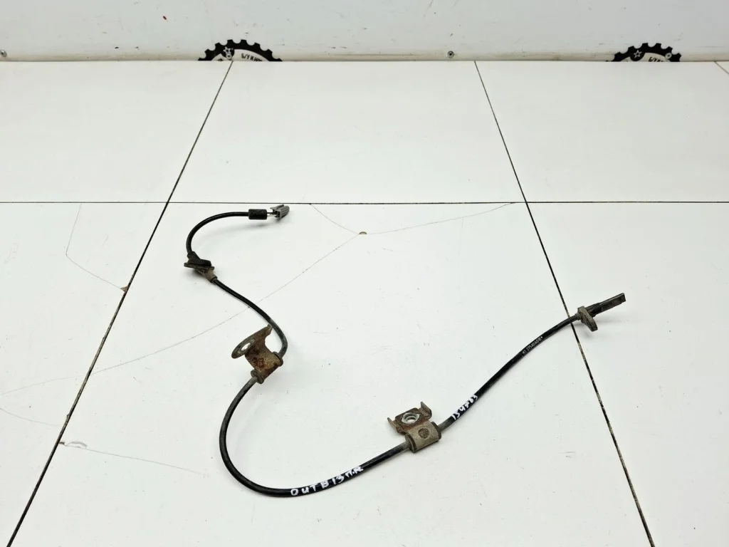 Датчик abs передний правый Subaru Outback B13, BP