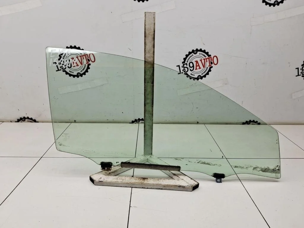 Стекло двери передней правой Toyota Corolla 2008 E150