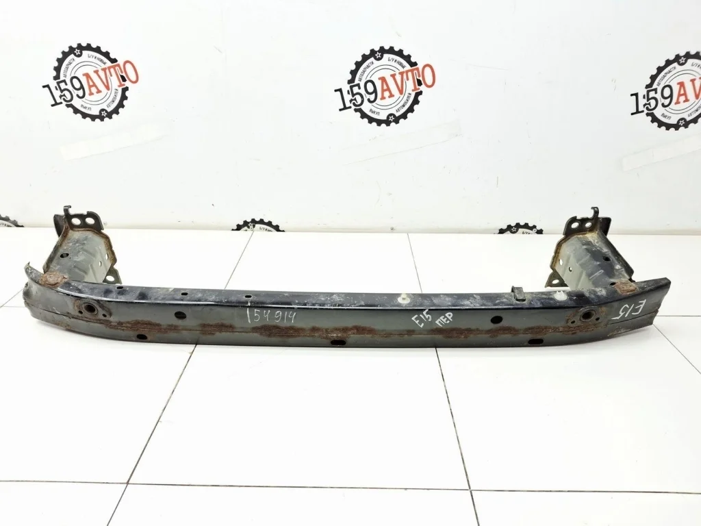 Усилитель переднего бампера Toyota Corolla 2008 E150