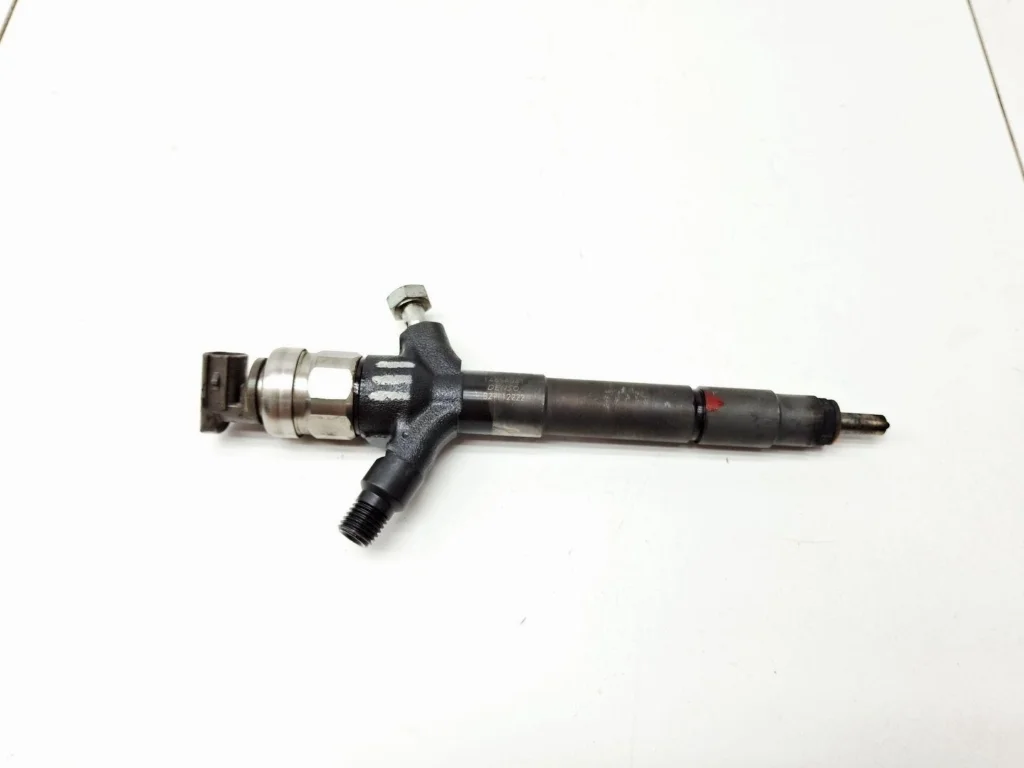 Форсунка дизельная Mitsubishi L200 2012 KA, KB