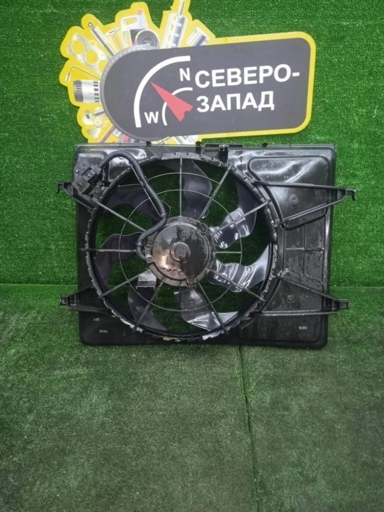 Диффузор радиатора Kia Ceed 2009 253801H050 ED G4FC