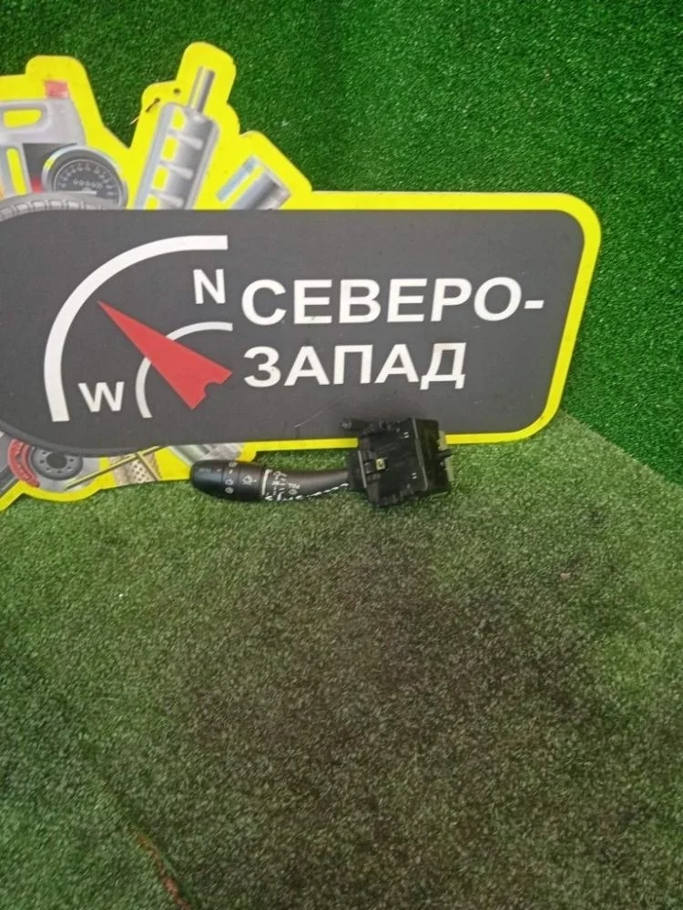 Подрулевой переключатель дворников Kia Ceed 2009 934201H200 ED G4FC