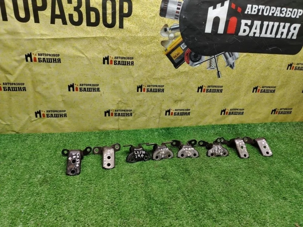 Петля двери Lexus Lx570 2016 6875060080 URJ201 3URFE