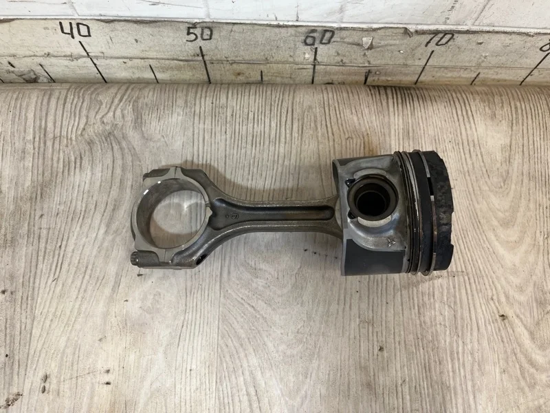 Поршень MITSUBISHI L200 2015- 2015 2016 2017 2018 2019 2020 2021 2022 2023 1110D564 KL 4N15