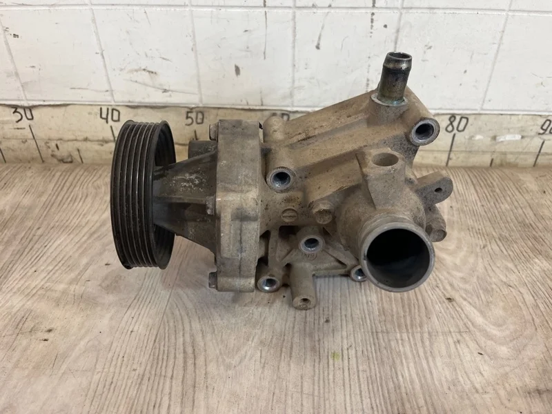 Помпа Mitsubishi L200 2015- 2015 2016 2017 2018 2019 2020 2021 2022 2023 1300A140 KL 4N15