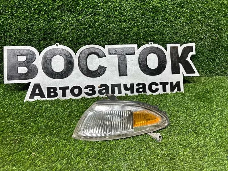 Габарит Toyota Sprinter Marino 1992-1998 8162012551 AE100, передний левый