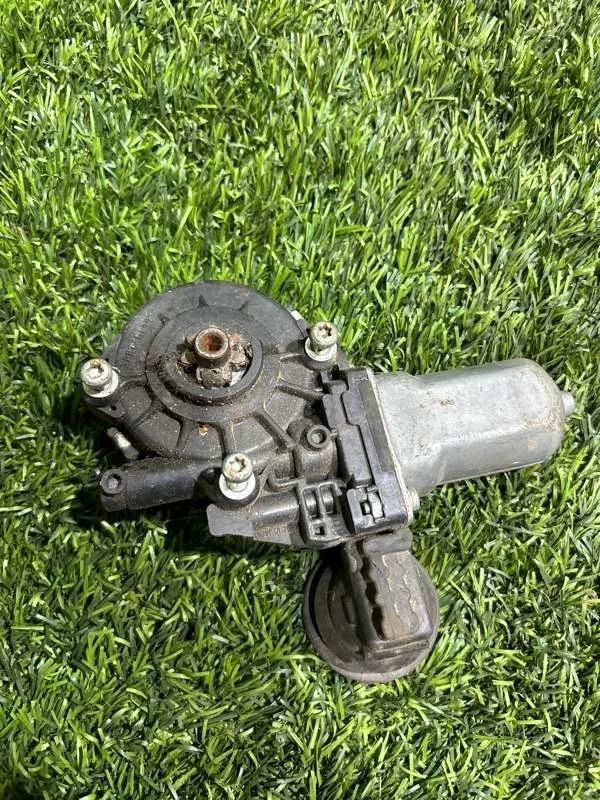 Мотор стеклоподъемника TOYOTA RAV4 2005-2016 8571035180 ACA3#, задний левый