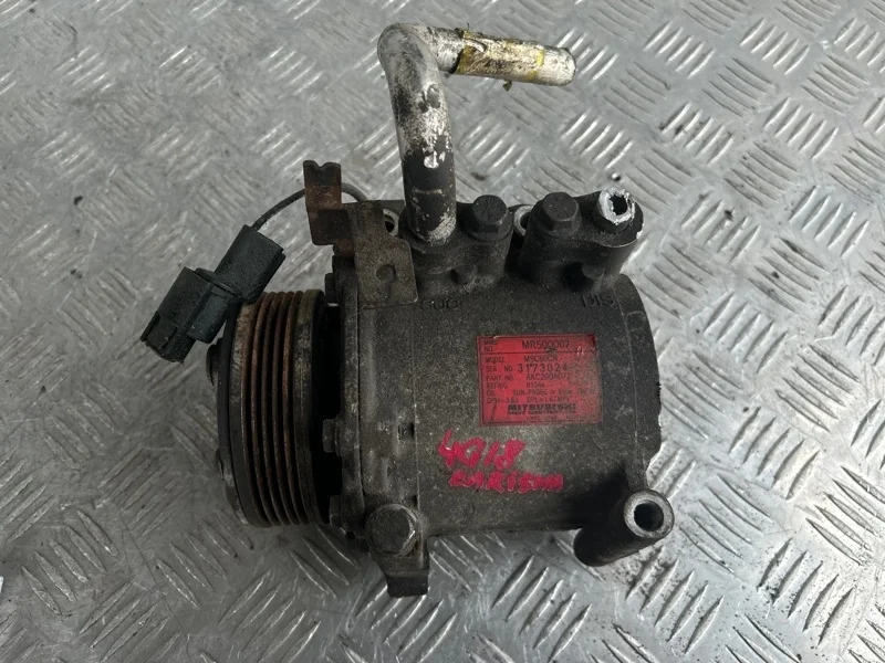 Компрессор кондиционера Mitsubishi Carisma 1995-2005 MR500007 DA 4G92