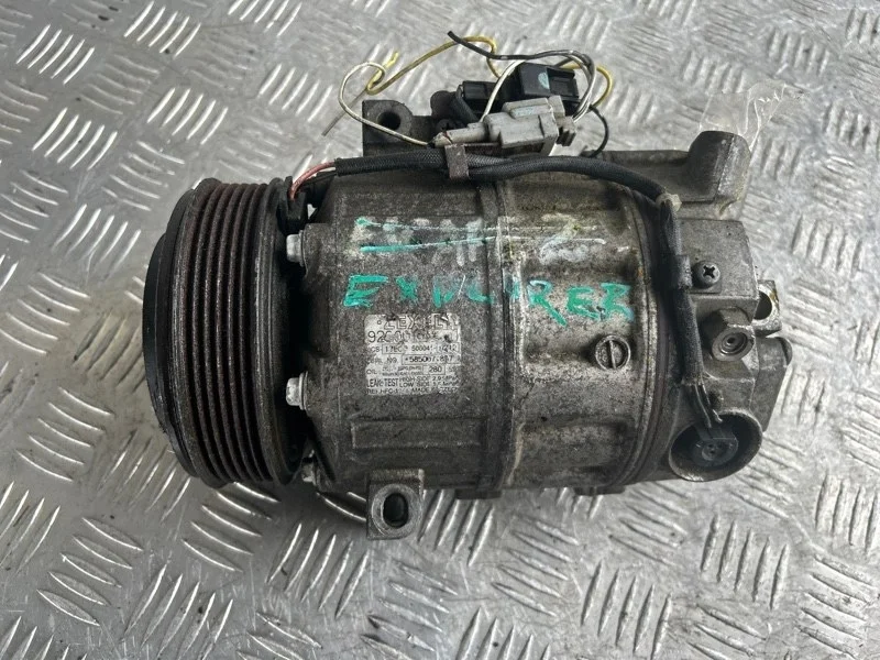 Компрессор кондиционера Nissan Serena 2005-2011 92600CY09E C25 MR20DE