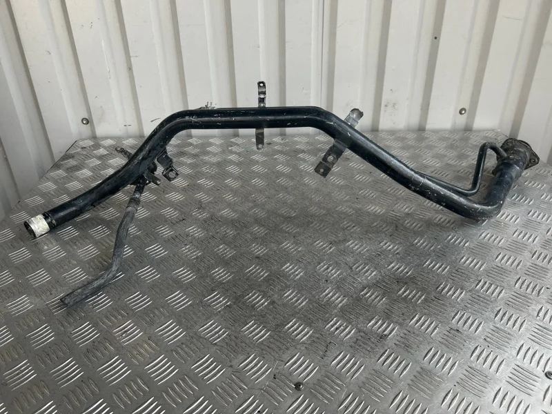 Горловина топливного бака Mitsubishi Pajero 2006-2022 MR959776 V6#W