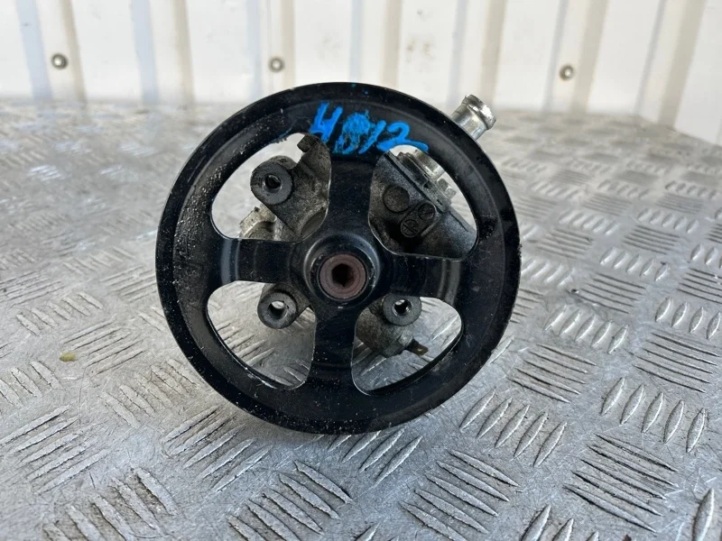 Насос гур MITSUBISHI OUTLANDER 2005-2012 4450A107 CW 4B12