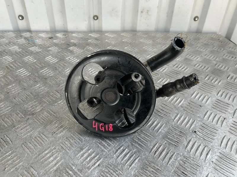 Насос гур Mitsubishi Lancer 2000-2010 MN184075 CS1A 4G13