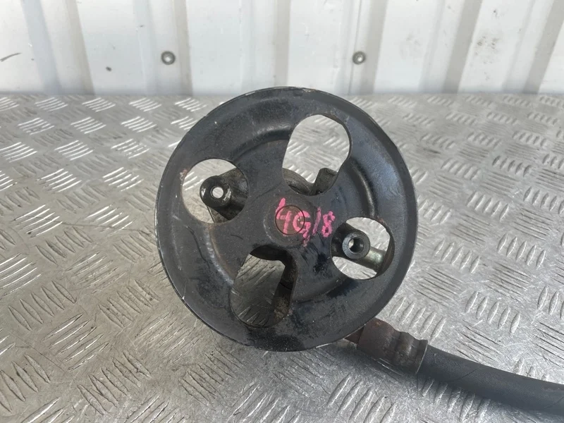 Насос гур Mitsubishi Lancer 2000-2010 MN184075 CS 4G18