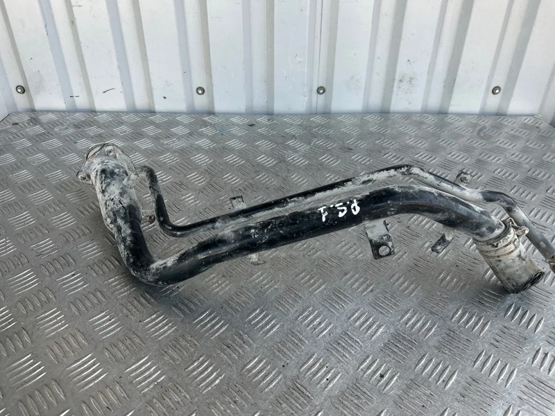 Горловина топливного бака Mitsubishi Pajero Sport 1996-2008 MR512421 K9#W