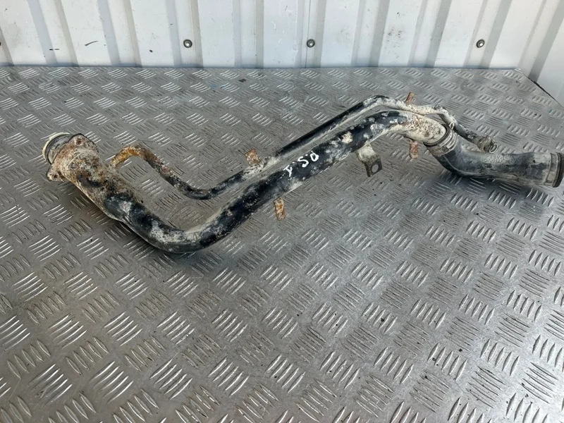 Горловина топливного бака Mitsubishi Pajero Sport 1996-2008 MR512421 K9#W