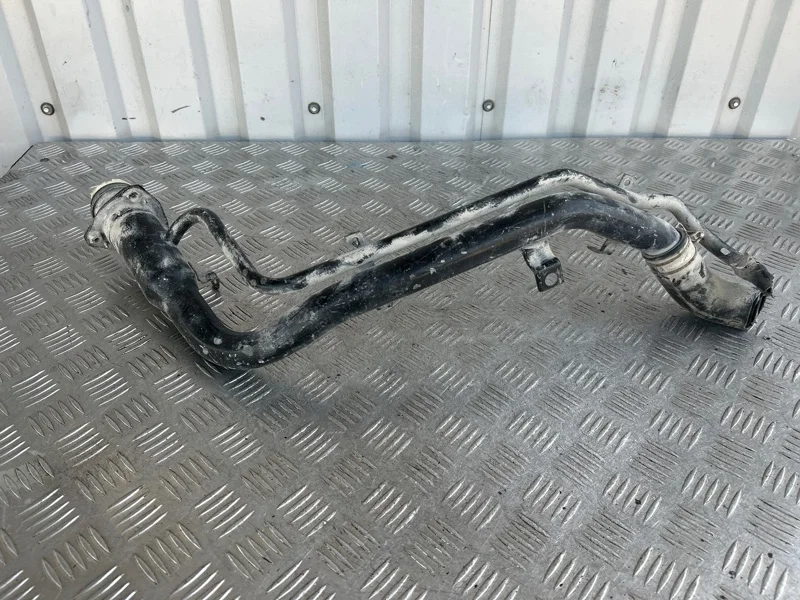 Горловина топливного бака Mitsubishi Pajero Sport 1996-2008 MR135539 K9#W