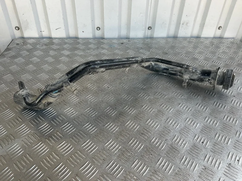 Горловина топливного бака Mitsubishi Pajero Sport 1996-2008 MR512421 K9#W