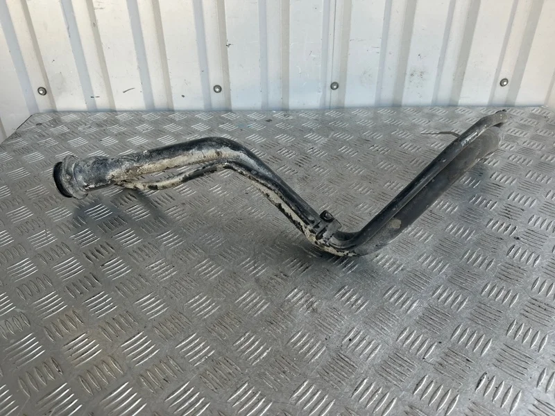 Горловина топливного бака Mitsubishi Outlander 2003-2006 MN120053 CU