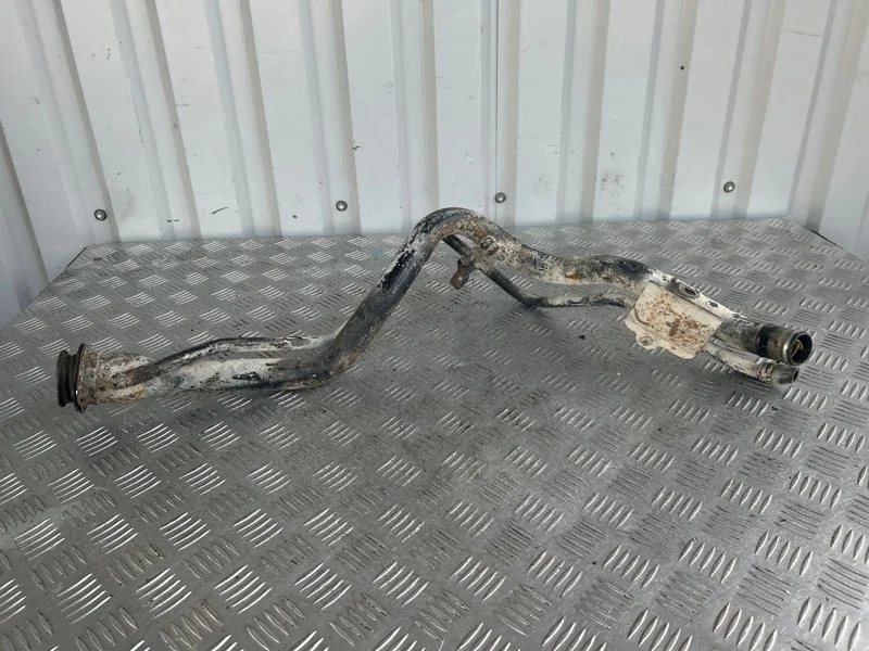 Горловина топливного бака MITSUBISHI LANCER 2000-2010 MR503893 CS