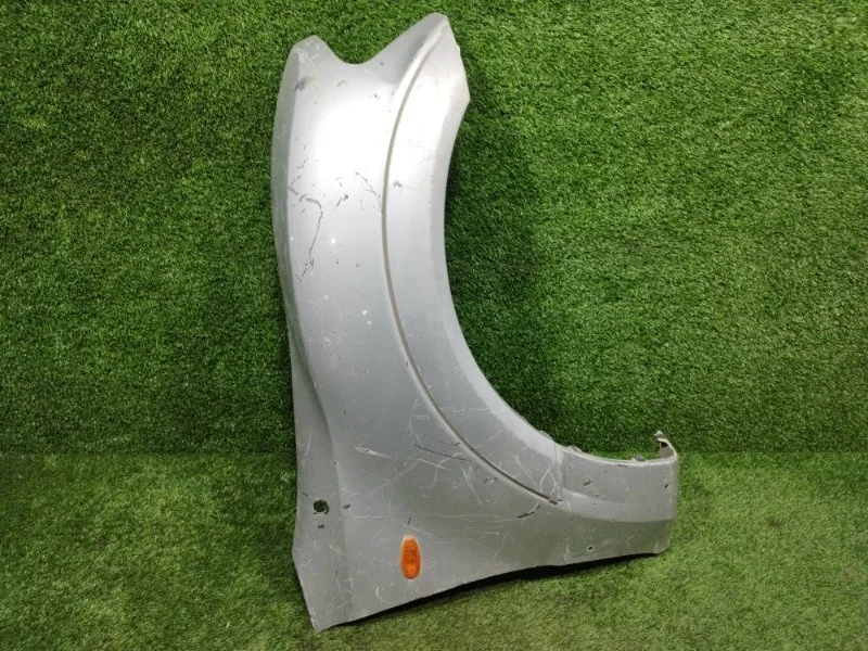 Крыло Mitsubishi Pajero 1999-2006 MR535754 V6#W, переднее правое