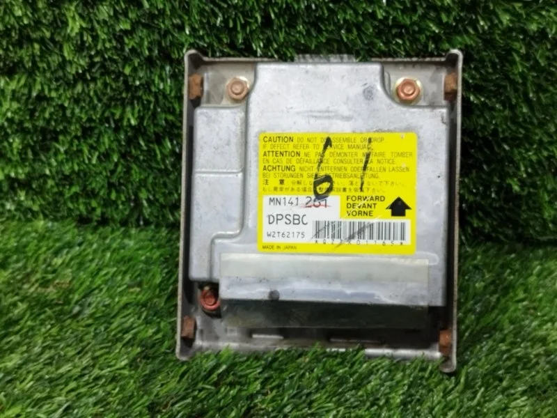 Блок управления SRS Mitsubishi Lancer 2000-2010 MN141261 CS#