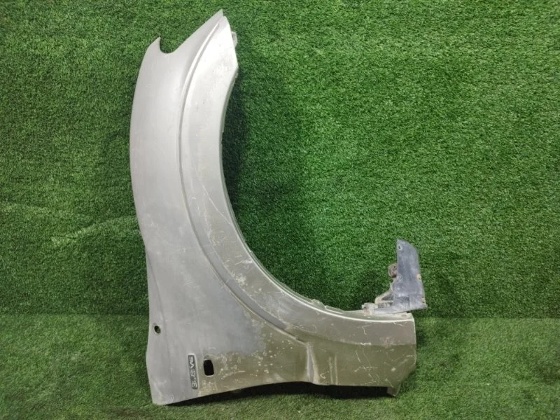 Крыло Mitsubishi Pajero 2003-2006 MR535754 V75W, переднее правое