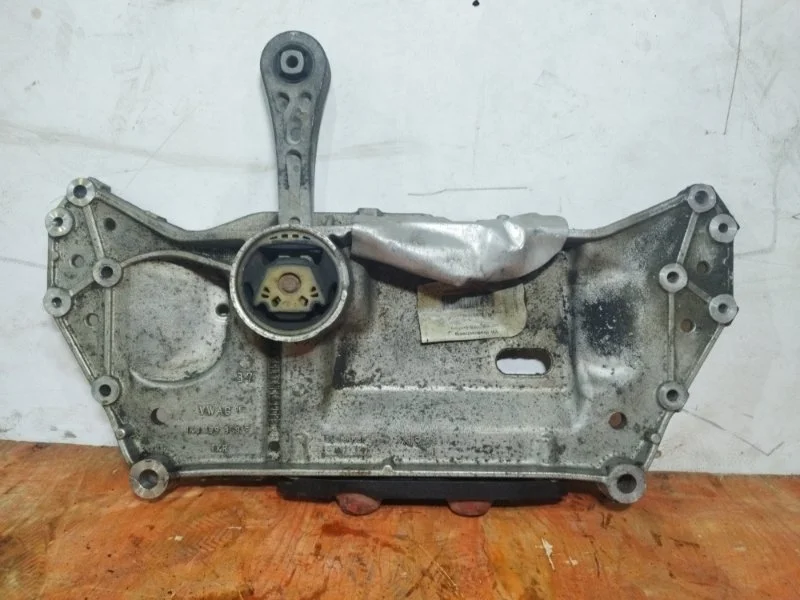 Подрамник VOLKSWAGEN GOLF 2008-2013 1K0199369F