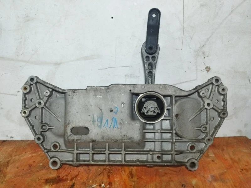 Подрамник VOLKSWAGEN JETTA 2005-2010 1K0199369G