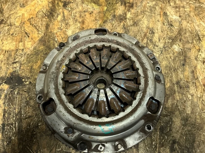 Маховик МКПП MAZDA 3 2003-2009 L30116460C BK LF