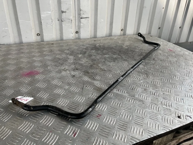 Стабилизатор поперечной устойчивости Mitsubishi Galant 1996-1999 MR272712 EA5A 6A13