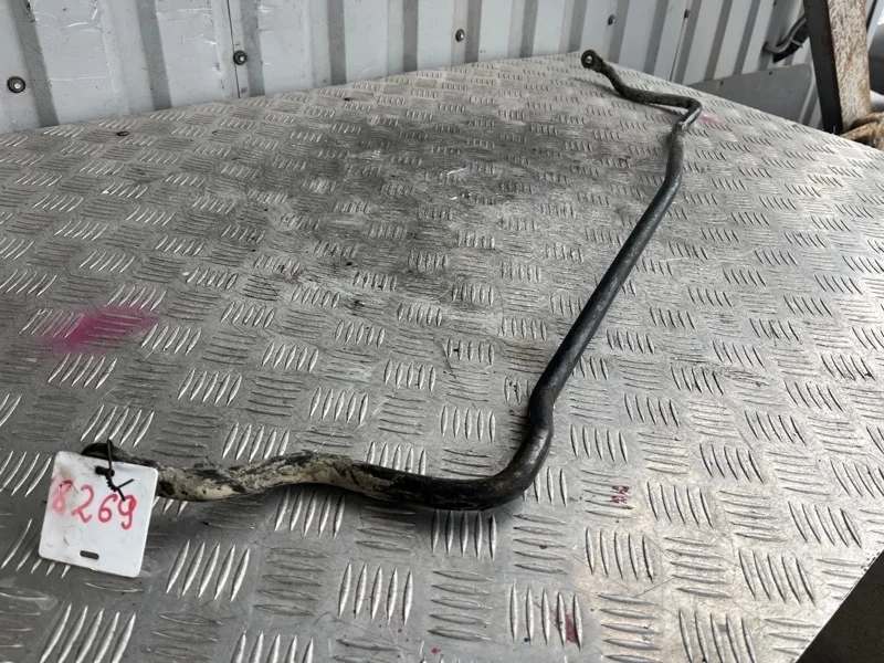 Стабилизатор поперечной устойчивости Mitsubishi Galant 1996-1999 MR272712 EA5A 6A13