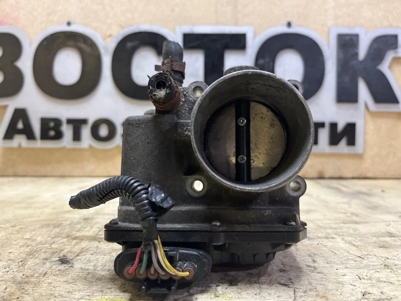 Дроссельная заслонка TOYOTA COROLLA 2006-2013 2203037010 E150 1ZR-FE