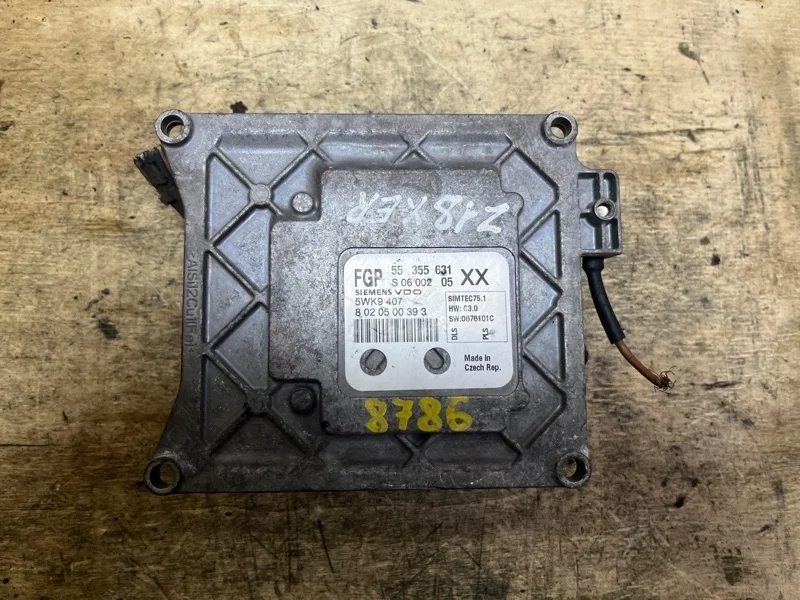 Блок управления двигателем Opel Vectra 5WK9407 C Z18XER