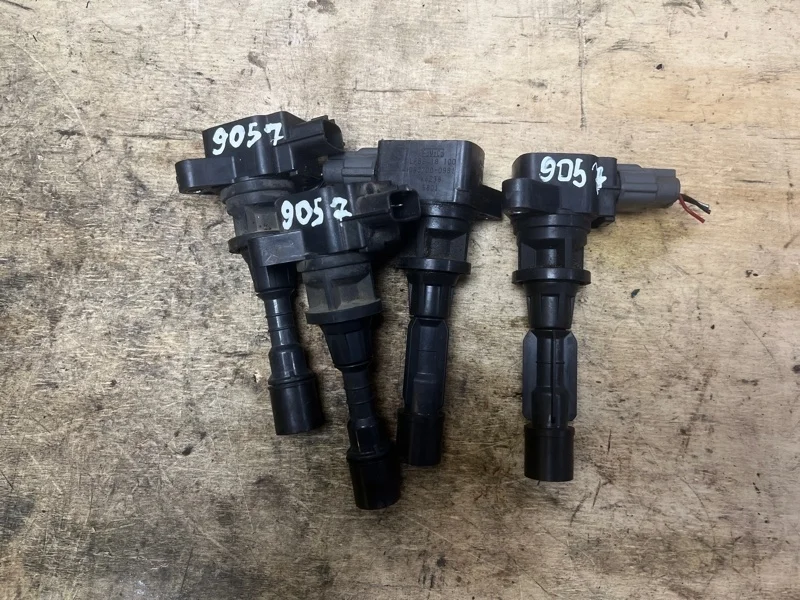 Катушка зажигания MAZDA 6 LFB618100 GH L8