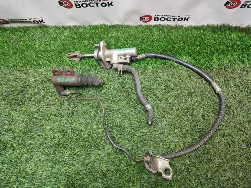 Главный цилиндр сцепления Mitsubishi Lancer MR491945 CS3A 4G18