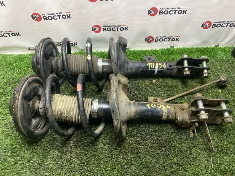 Амортизатор подвески MITSUBISHI OUTLANDER 2003-2066 4060A174 CU, передний