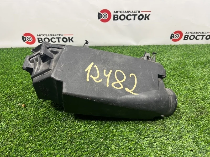 Корпус воздушного фильтра Mercedes-Benz C-Class A2710901601 W204 271.820