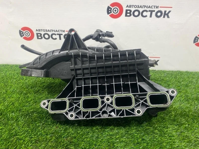 Коллектор впускной Volkswagen Tiguan 2006-2017 03C129711AD 5N1 CAX