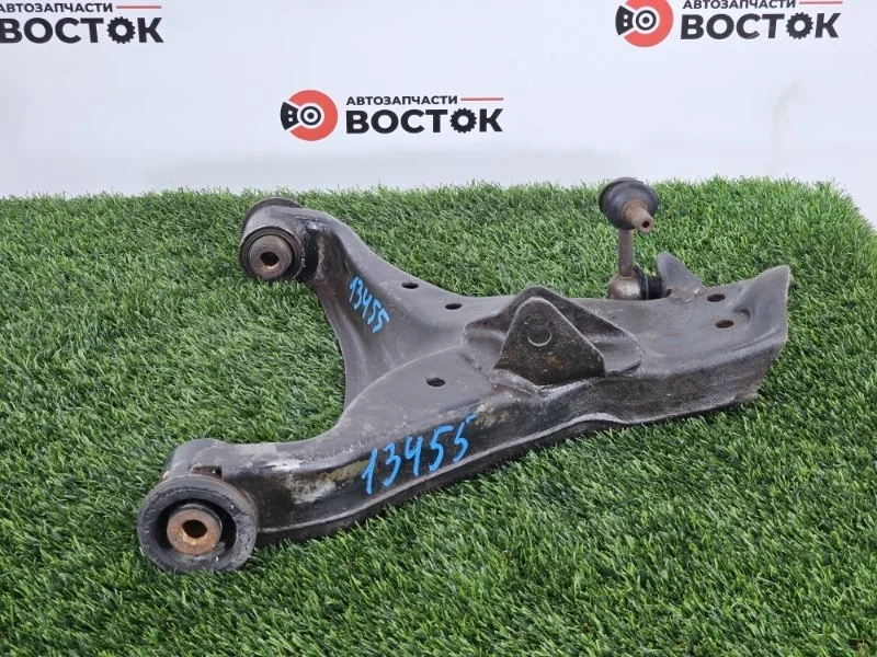 Рычаг нижний Mitsubishi Pajero 2005 MR496796 V68W V78W 6G72, передний правый