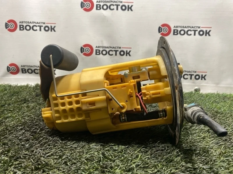 Топливный насос Mitsubishi Outlander 1760A016 CU2W 4G63