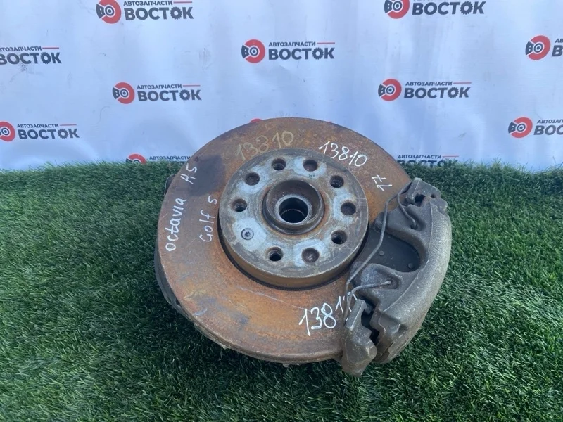 Ступица Volkswagen Golf 2003-2009 1K0407255AA 5K CMXA, передняя левая