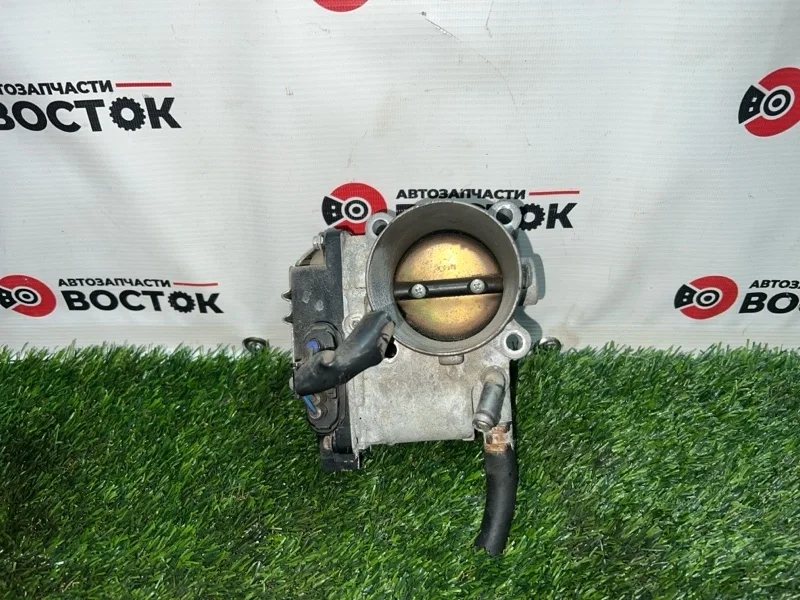 Дроссельная заслонка Mitsubishi Outlander 2003-2006 MN135985 CU5W 4G69