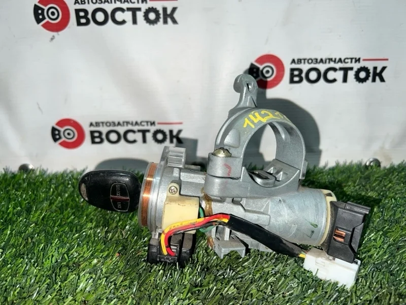 Замок зажигания Mitsubishi Lancer 2000-2010 MR587993