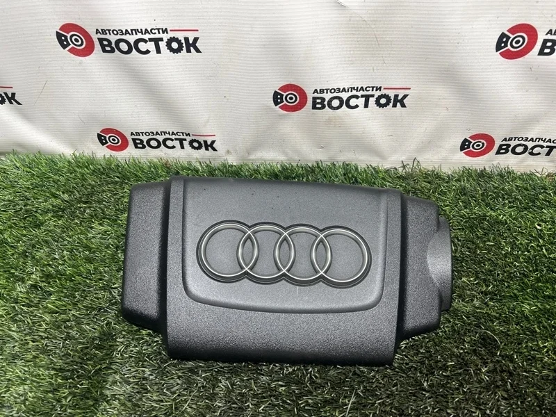 Декоративная крышка двигателя AUDI A4 06E103926L 8K2 CALA