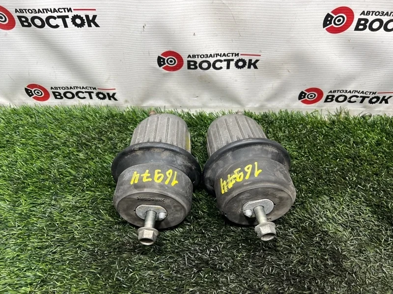 Подушка двигателя Lexus Gs300 1236131100 GRS190 3GR-FSE